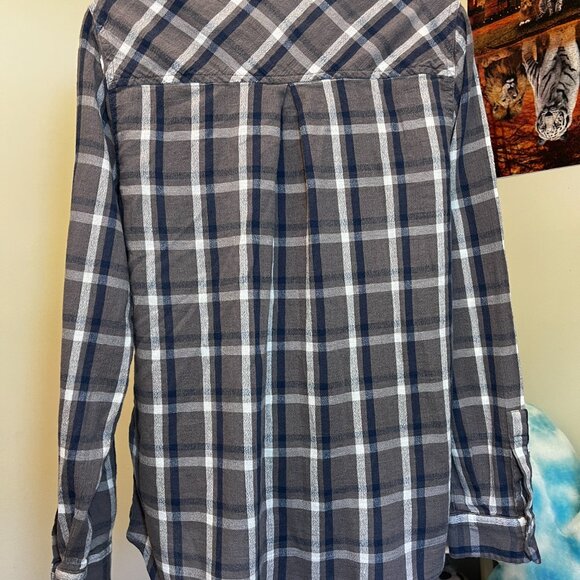Lucky Brand Gray Blue Plaid Button Front Shirt Size Small - Picture 2 of 5